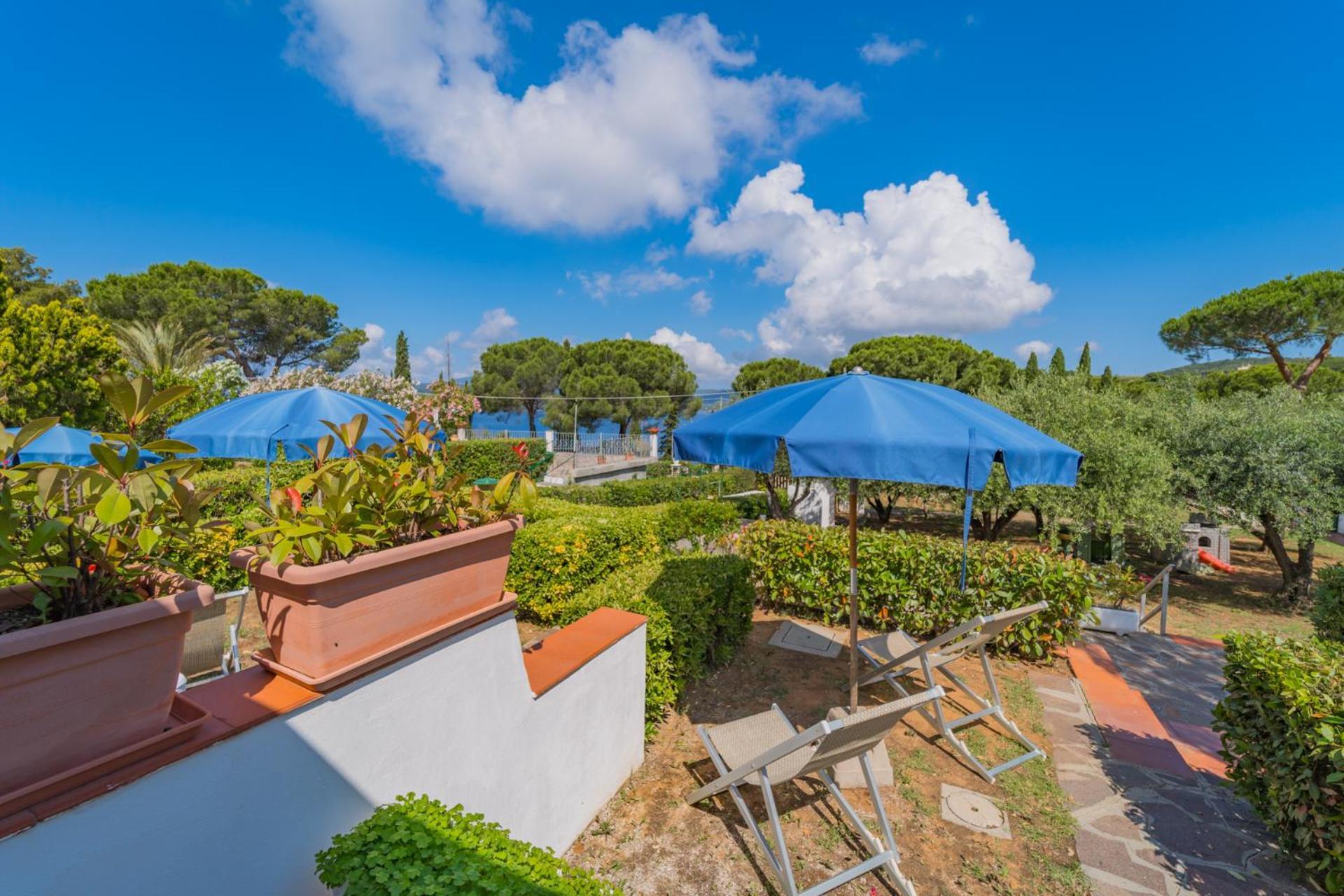 Residence Baia Delle Grazie Casa Morcone Exterior photo