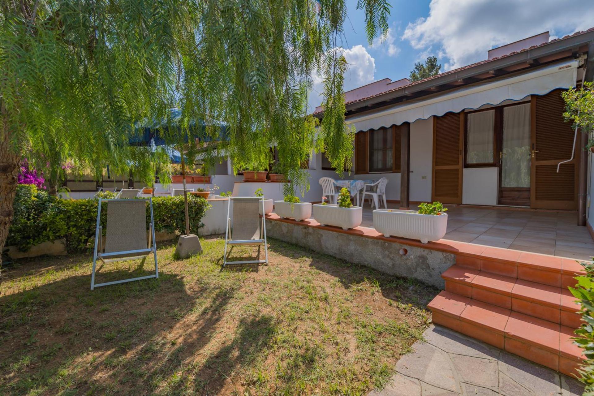 Residence Baia Delle Grazie Casa Morcone Exterior photo